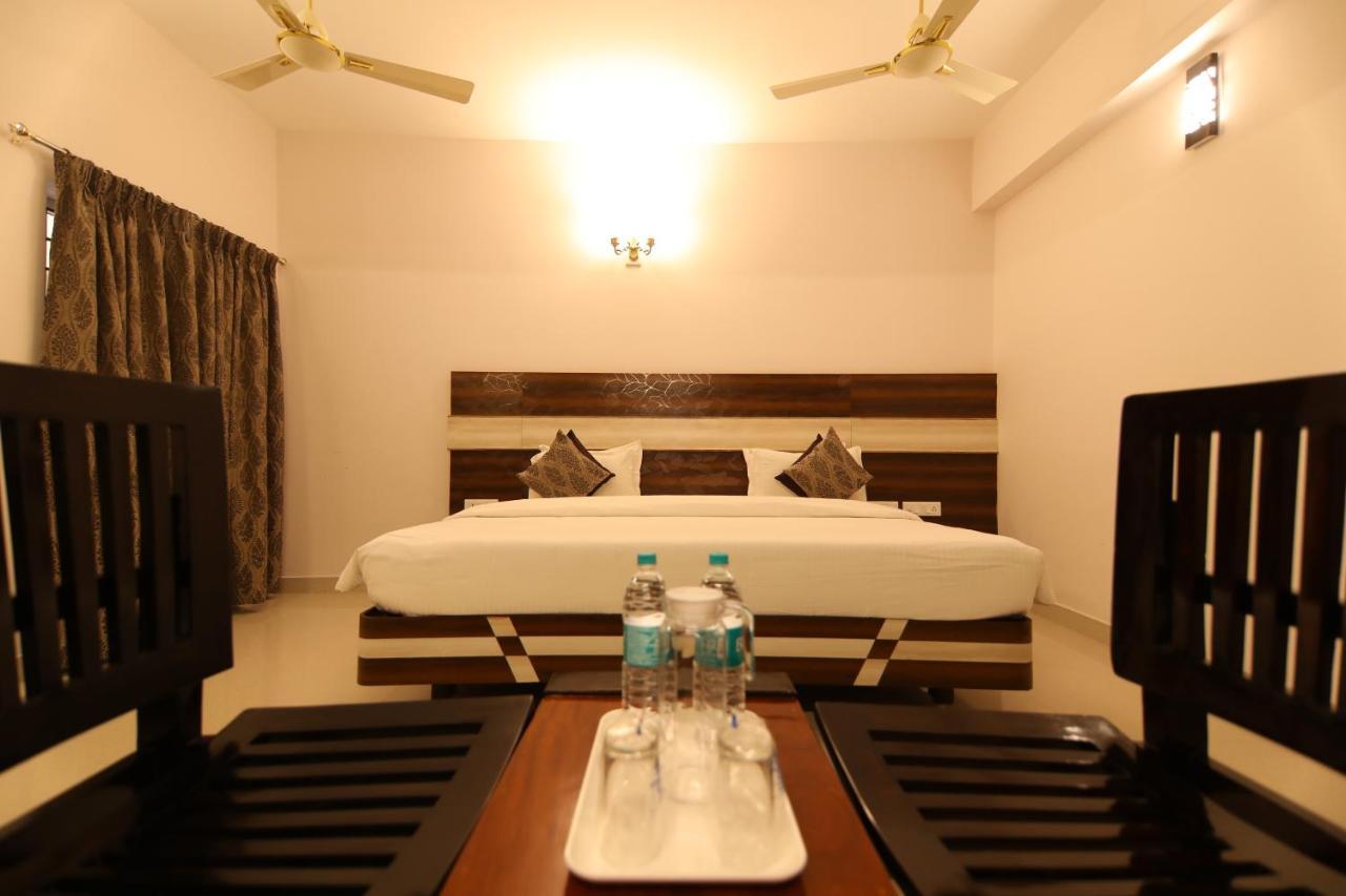 Sri Gnana Vedha Beach Residency Velankanni Exterior photo