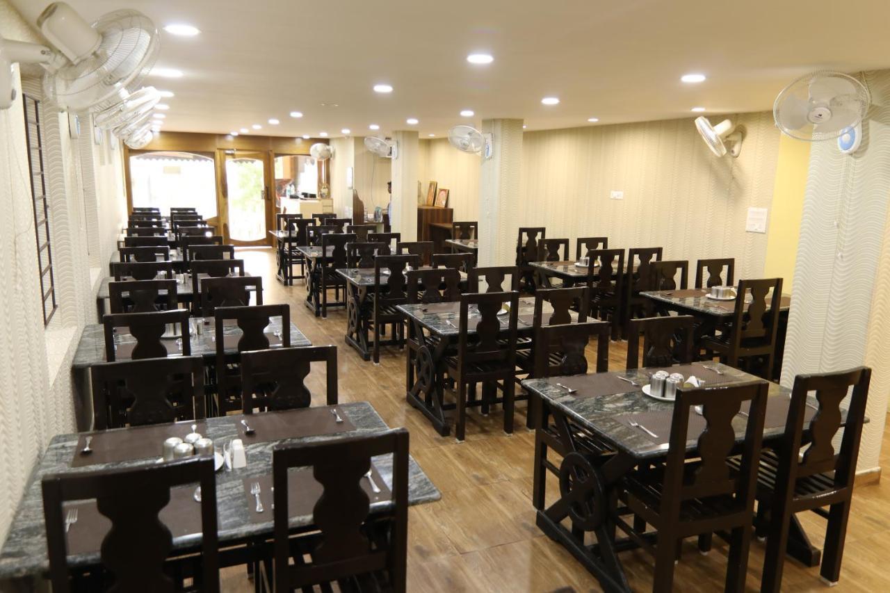 Sri Gnana Vedha Beach Residency Velankanni Exterior photo